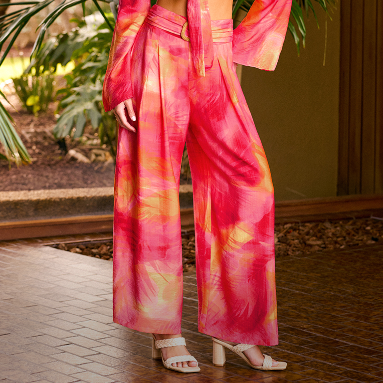 YOUR GETAWAY WARDROBE