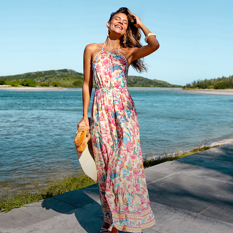 YOUR GETAWAY WARDROBE