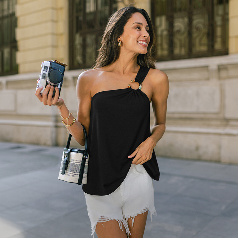 YOUR GETAWAY WARDROBE