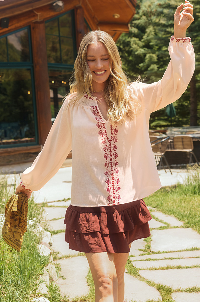 T-shirts & Blouses